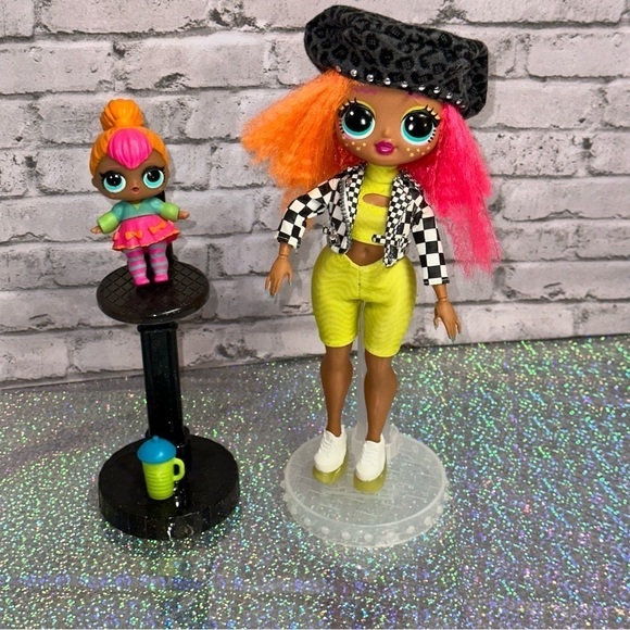 L.O.L. Surprise! LOL Surprise OMG NEONLICIOUS & CUTIE QT Dolls Bottle - Picture 1 of 12